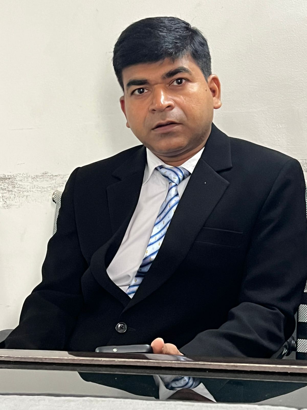 Mr. Vivek Kr. Tripathi